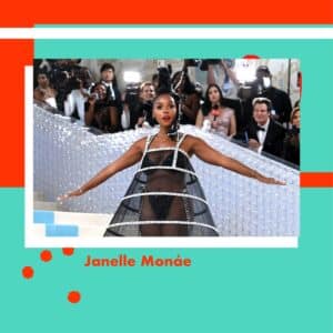 janella-moana-garip-elbisesiyle